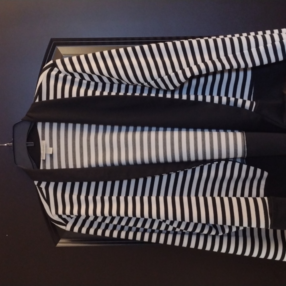 Dressbarn Blazer w/Slash Pockets
